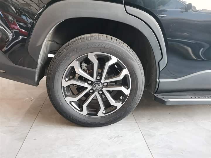 Фото 26 - Toyota Frontlander