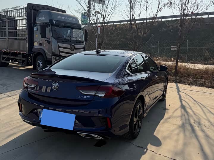 Фото 9 - Buick Regal