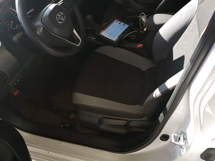 Фото 15 - Toyota Corolla