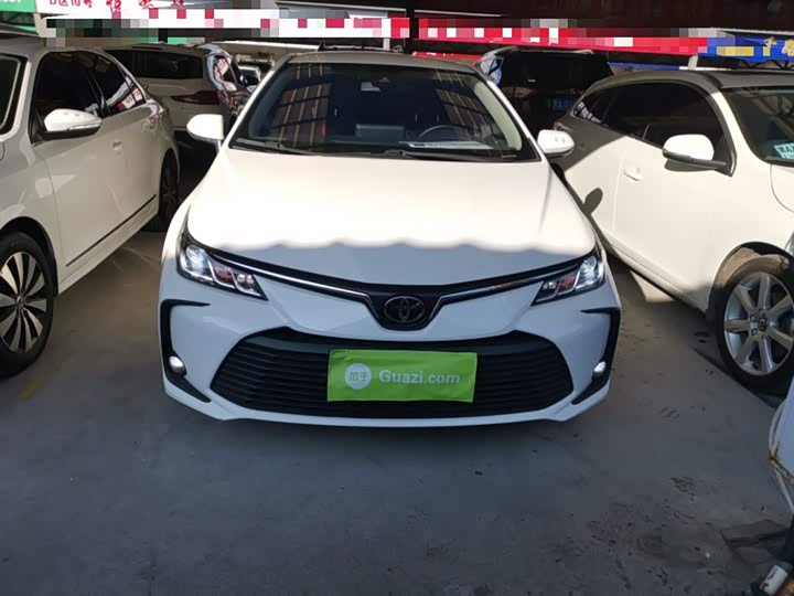 Фото 3 - Toyota Corolla