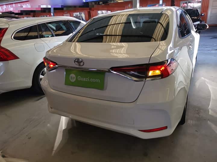 Фото 6 - Toyota Corolla