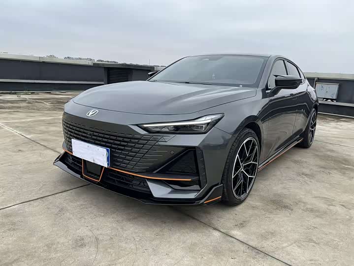 Фото 1 - Changan UNI-V