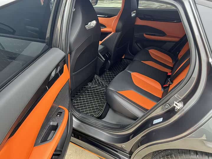 Фото 15 - Changan UNI-V