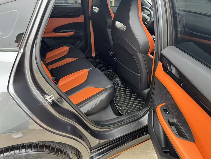 Фото 17 - Changan UNI-V