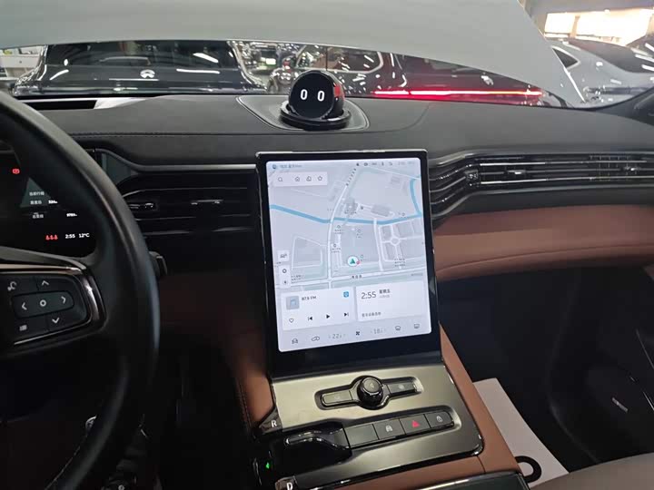 Фото 13 - Nio EC6