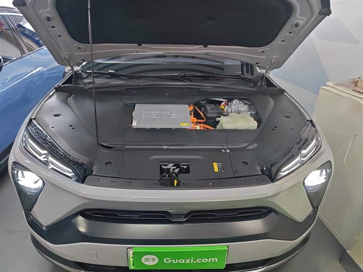 Фото 20 - Nio EC6