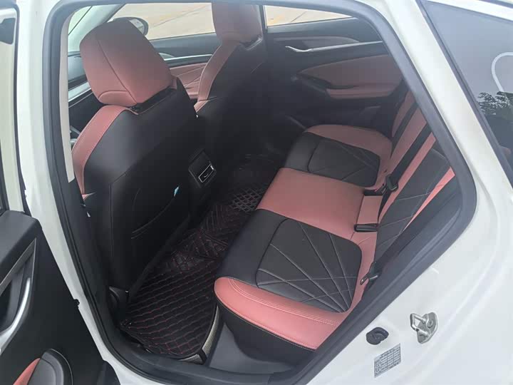 Фото 8 - Changan Eado Plus