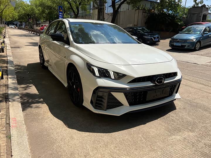 Фото 3 - GAC Trumpchi Empow R