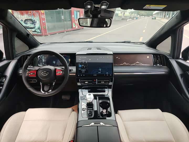 Фото 10 - GAC Trumpchi M8