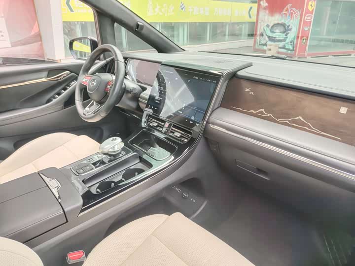 Фото 15 - GAC Trumpchi M8