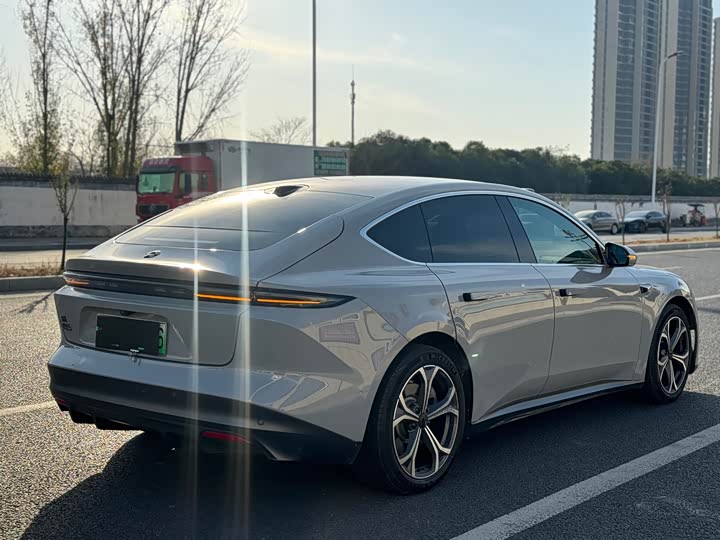 Фото 4 - Nio ET5