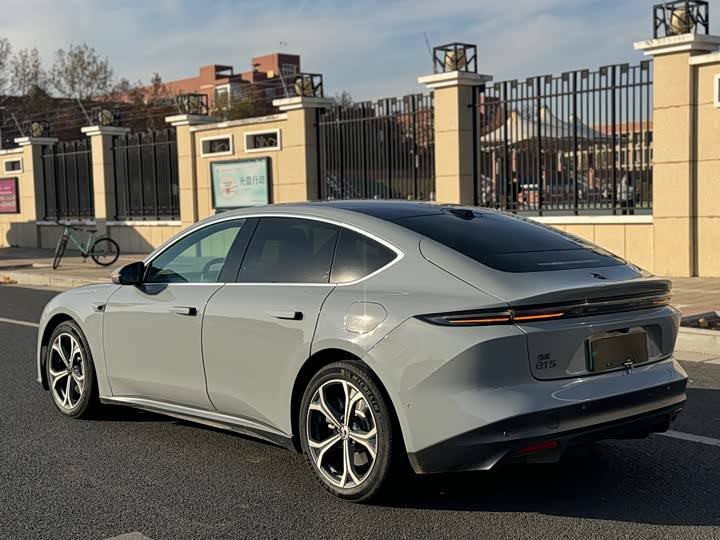 Фото 6 - Nio ET5