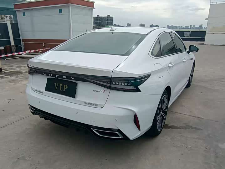 Фото 12 - Chery Arrizo 8