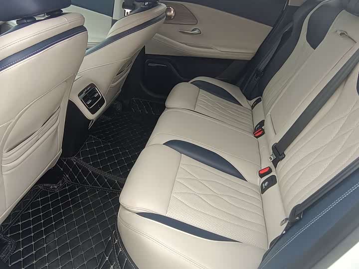 Фото 7 - Chery Arrizo 8