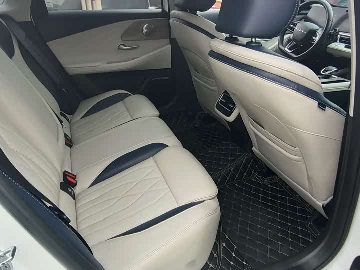 Фото 8 - Chery Arrizo 8