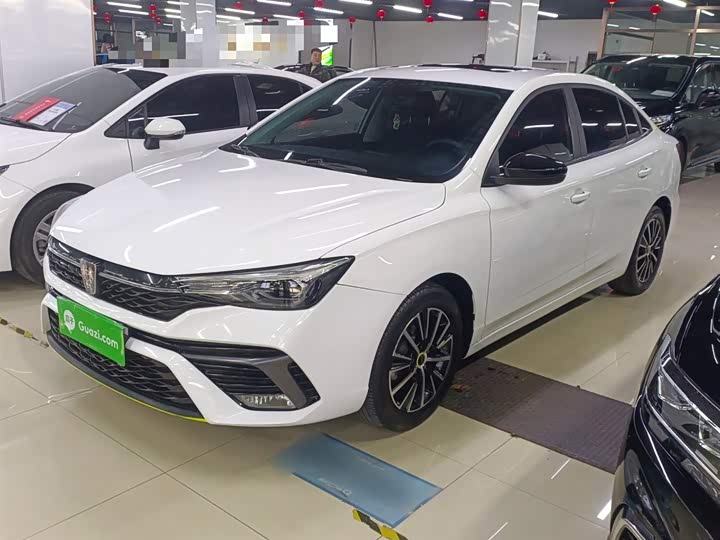 Фото 2 - Roewe i5