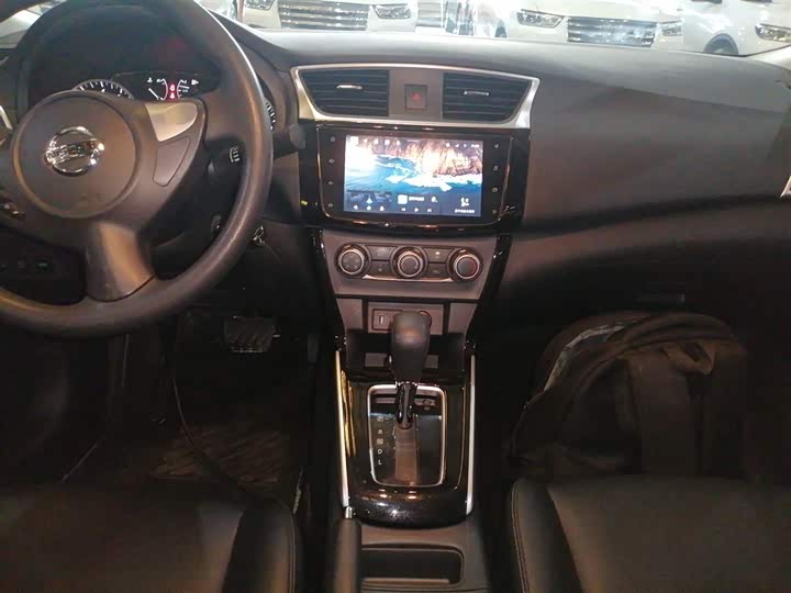 Фото 13 - Nissan Sylphy