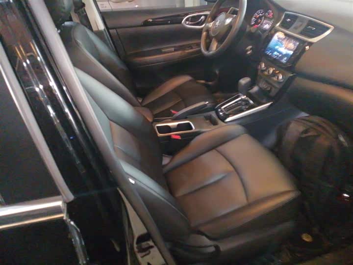 Фото 25 - Nissan Sylphy