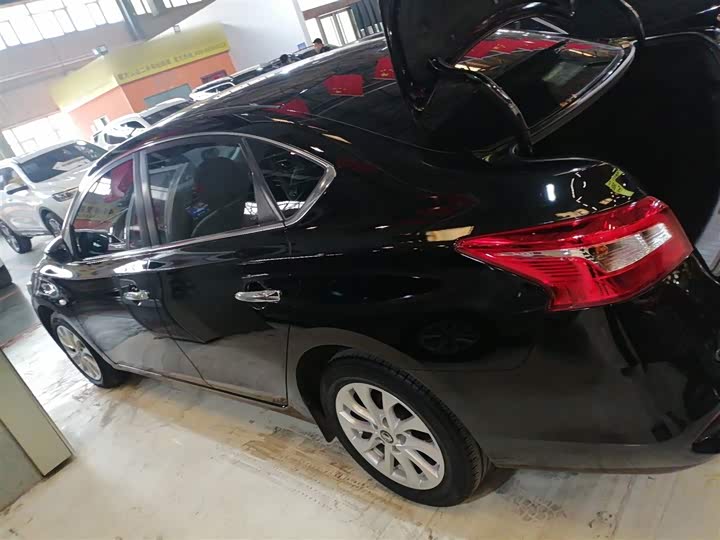 Фото 5 - Nissan Sylphy