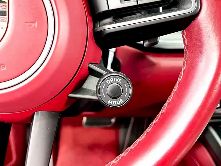 Фото 18 - Porsche 911