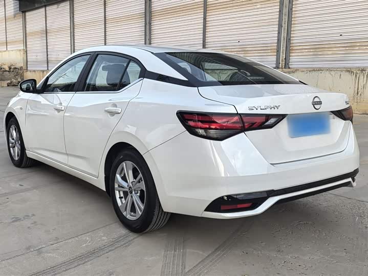 Фото 11 - Nissan Sylphy