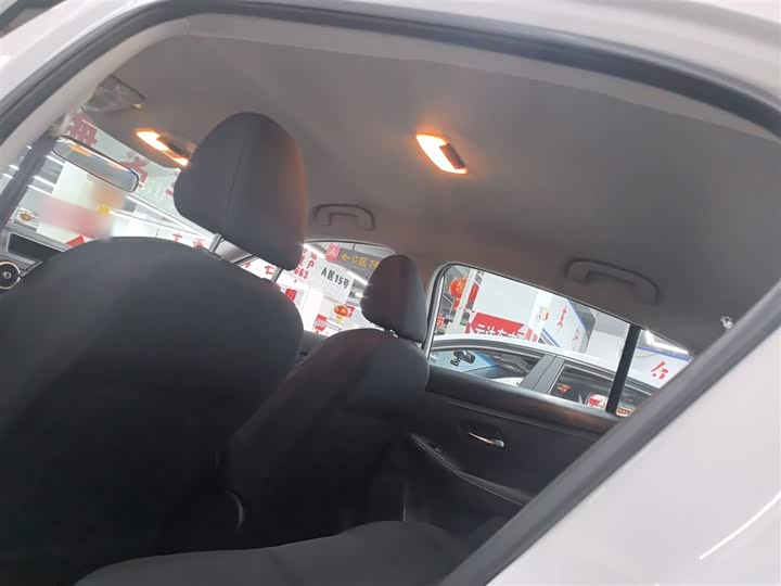 Фото 15 - Nissan Sylphy