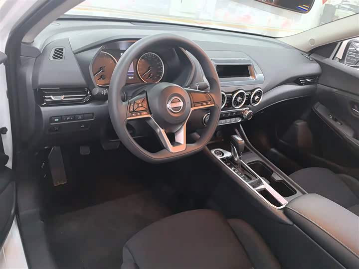 Фото 4 - Nissan Sylphy