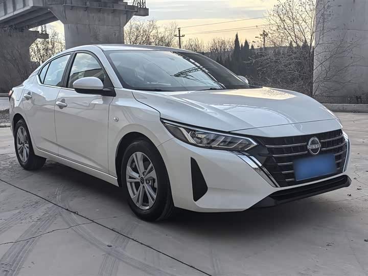 Фото 9 - Nissan Sylphy