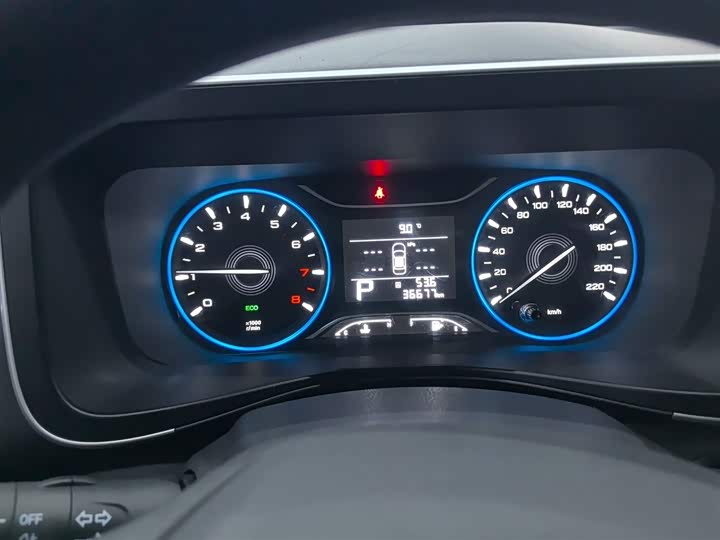 Фото 12 - GAC Trumpchi GS3