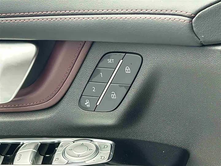 Фото 16 - Buick GL8 Century