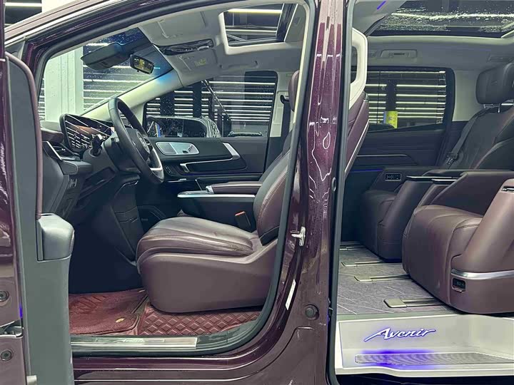 Фото 6 - Buick GL8 Century