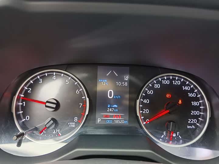 Фото 16 - Toyota Wildlander