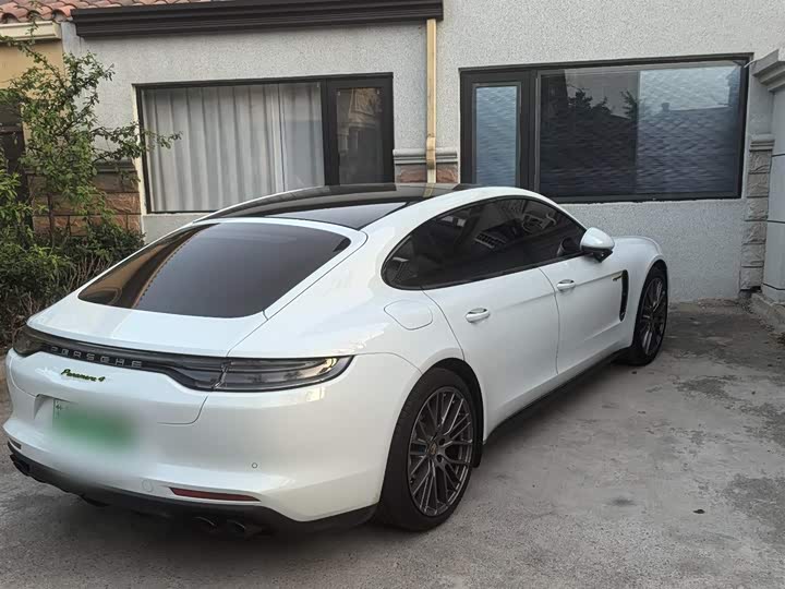 Фото 4 - Porsche Panamera Hybrid