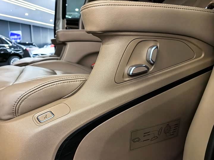 Фото 14 - Buick GL8 ES