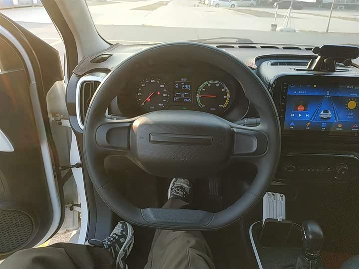 Фото 11 - Roewe Clever