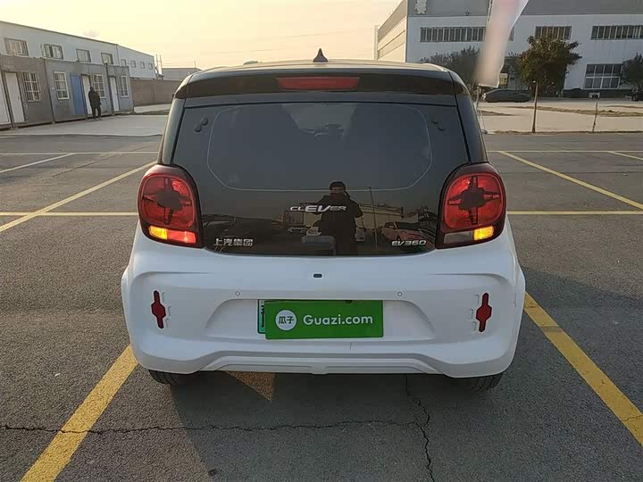 Фото 6 - Roewe Clever