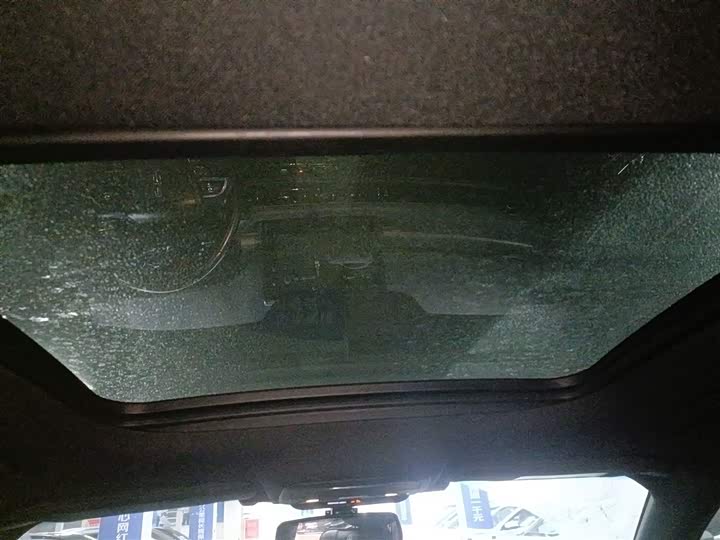 Фото 18 - Lincoln Nautilus