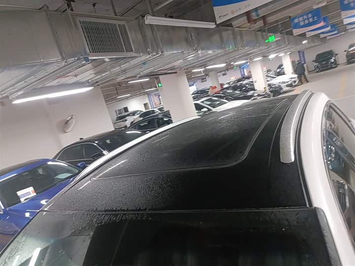 Фото 27 - Lincoln Nautilus