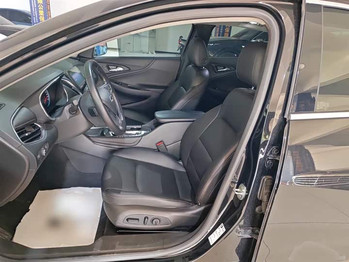 Фото 15 - Chevrolet Malibu XL