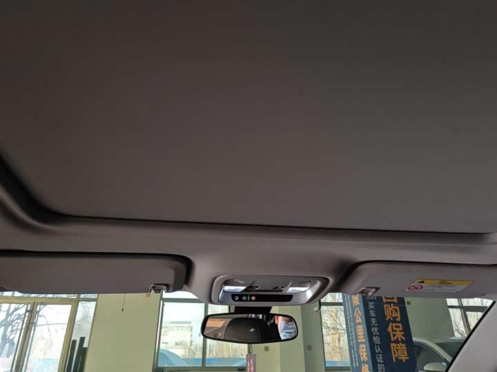 Фото 18 - Chevrolet Malibu XL