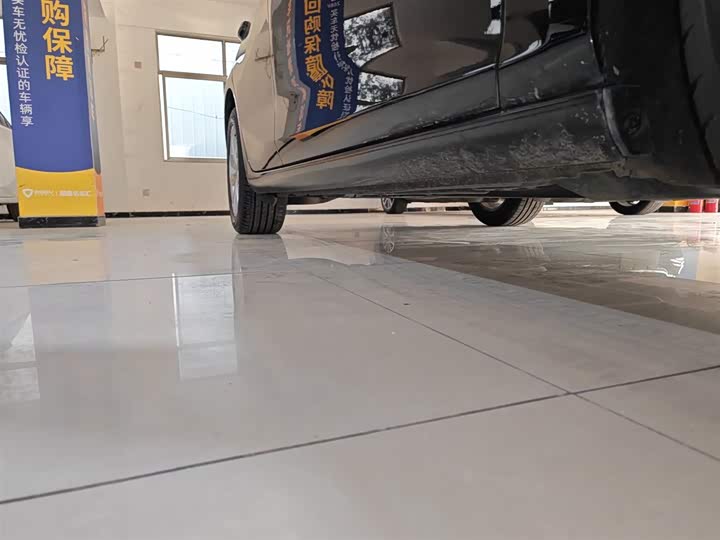 Фото 21 - Chevrolet Malibu XL