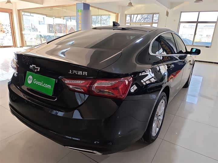 Фото 7 - Chevrolet Malibu XL