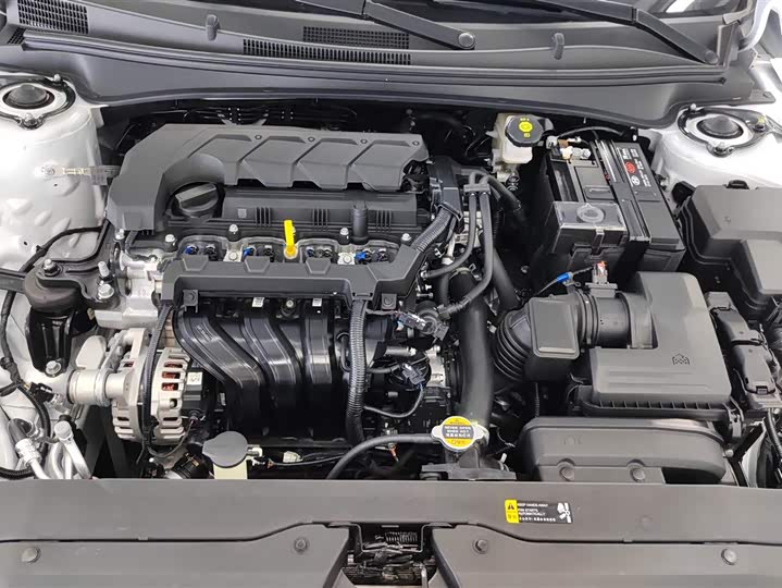 Фото 10 - Hyundai Elantra N line