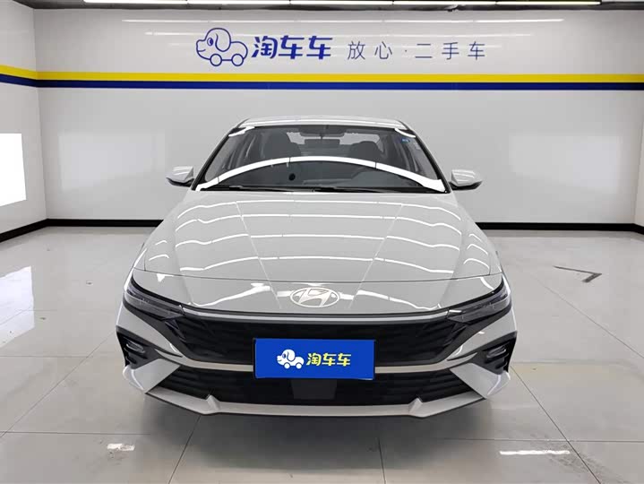 Фото 2 - Hyundai Elantra N line