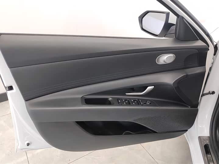 Фото 7 - Hyundai Elantra N line