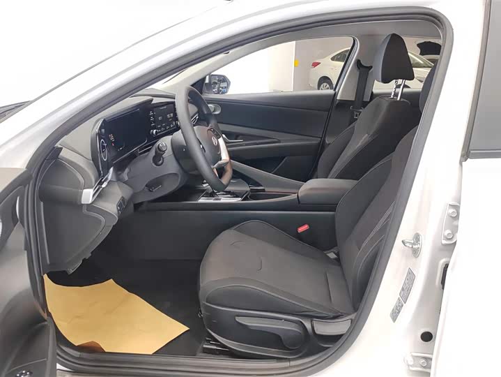 Фото 9 - Hyundai Elantra N line