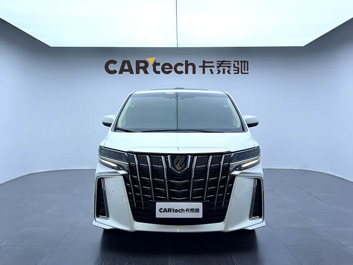 Фото 2 - Toyota Alphard