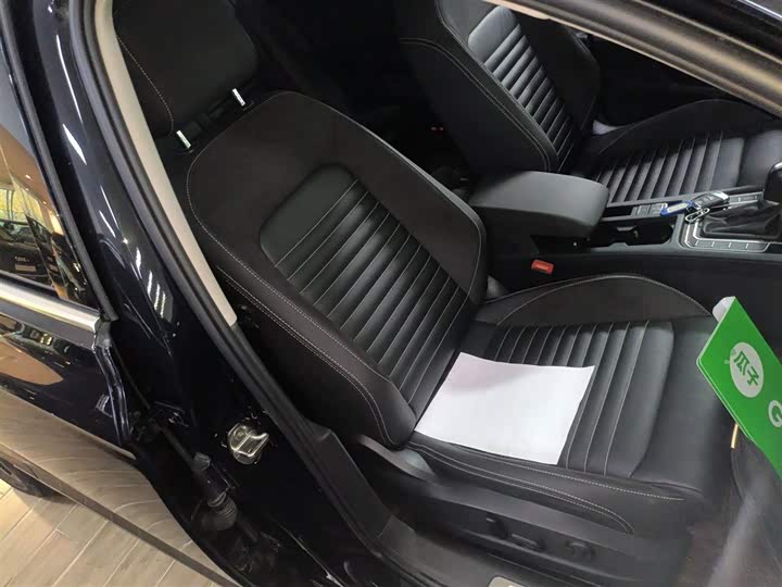 Фото 25 - Volkswagen Magotan