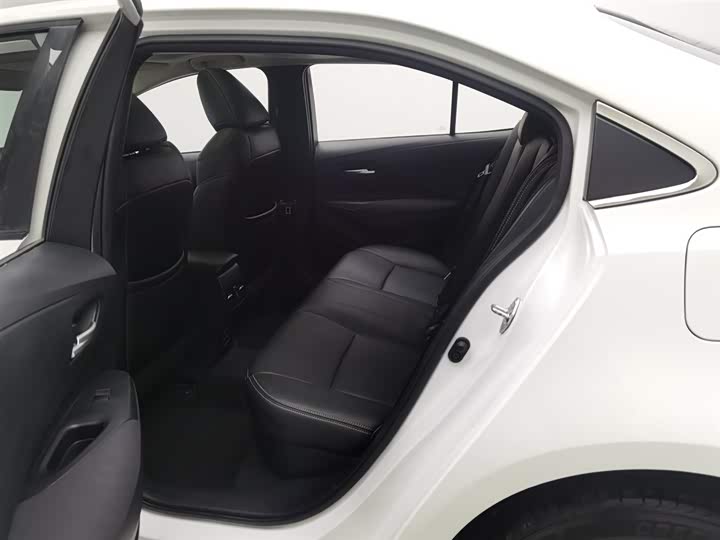 Фото 15 - Toyota Corolla