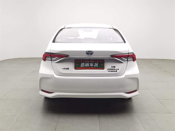 Фото 4 - Toyota Corolla